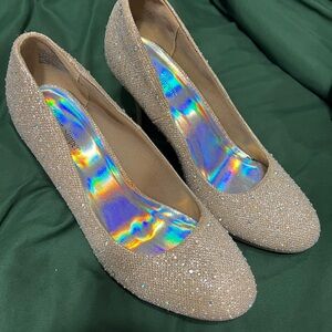 Shimmering Gold Women's Heels size 11